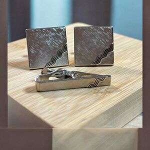 MENS VINTAGE SWANK CUFF LINKS AND TIE CLIP